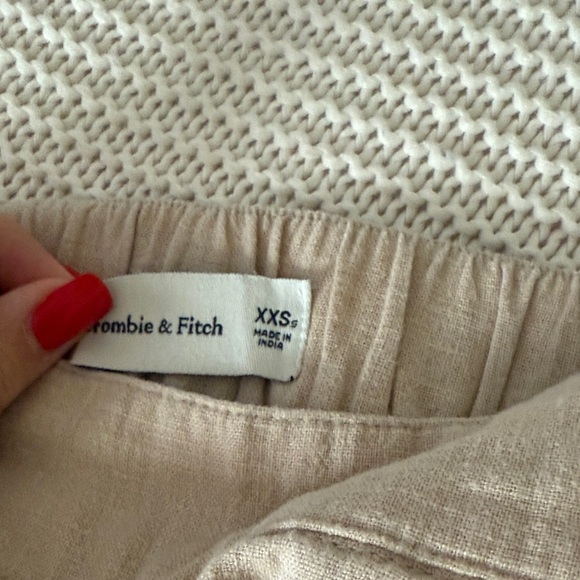 Abercrombie & Fitch Light Brown Linen-Blend Pull-On Wide Leg Pants - Picture 7 of 10